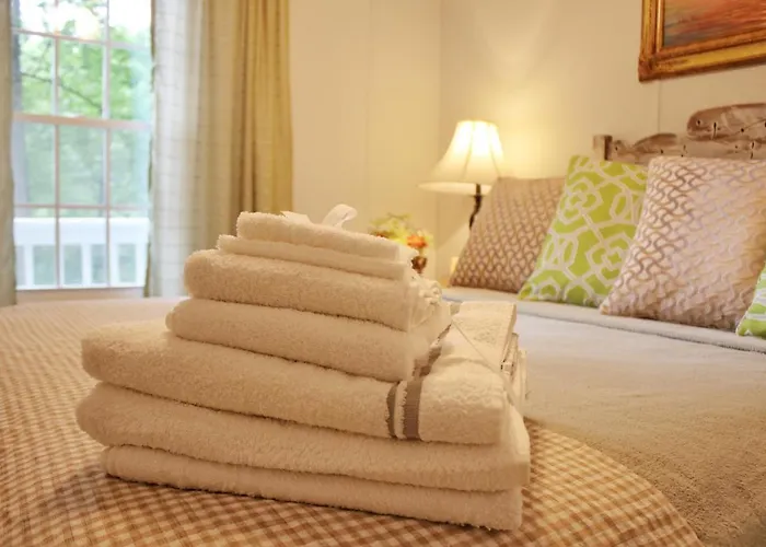 Paradise View Getaway-Dacha